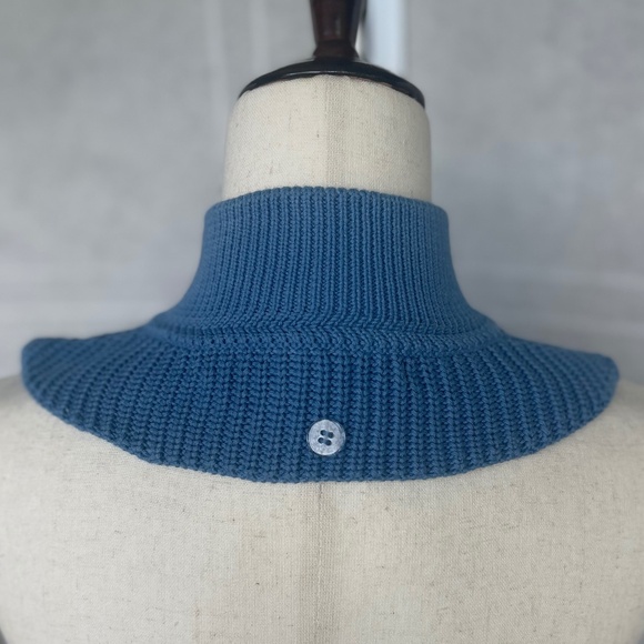 NWOT Blue/Ivory/Khaki Rini Dickey sz 00-14 - Picture 3 of 7